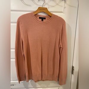 Banana Republic - Men’s Medium - Dress Sweater Light Salmon Color